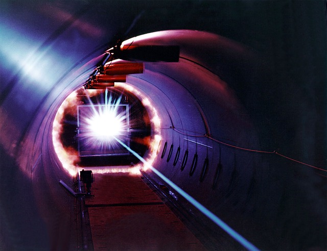 laser-11646_640